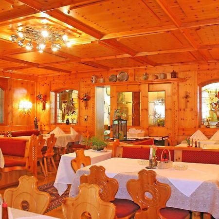 Hotel Kajetansbruecke فوندس المظهر الخارجي الصورة