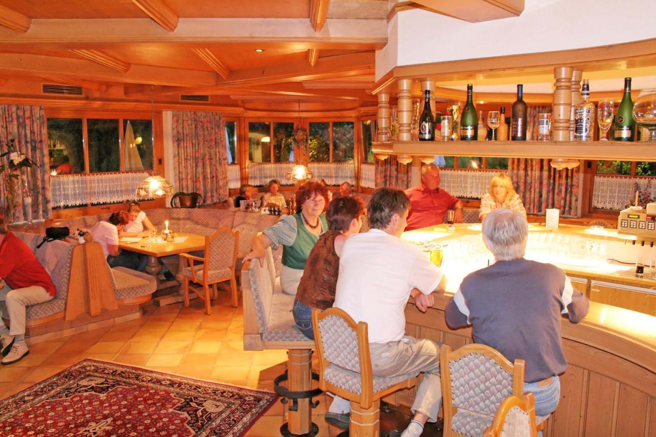 Hotel Kajetansbruecke فوندس المظهر الخارجي الصورة