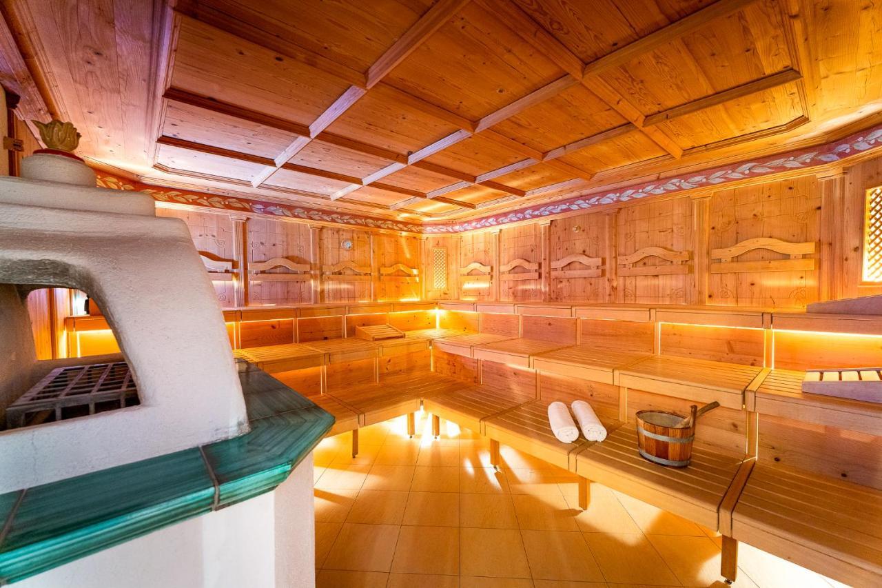 Hotel Kajetansbruecke فوندس المظهر الخارجي الصورة