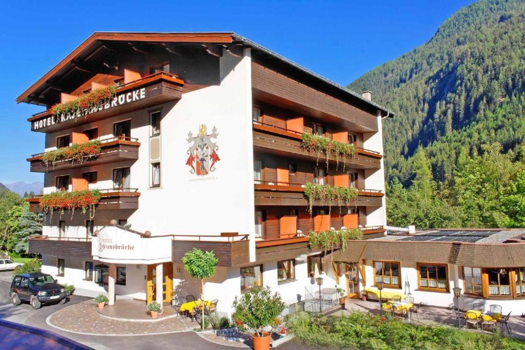 Hotel Kajetansbruecke فوندس المظهر الخارجي الصورة