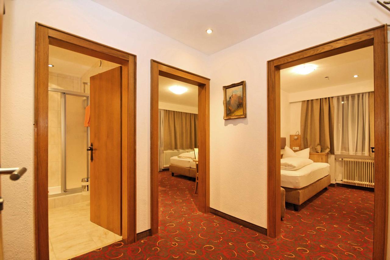 Hotel Kajetansbruecke فوندس المظهر الخارجي الصورة